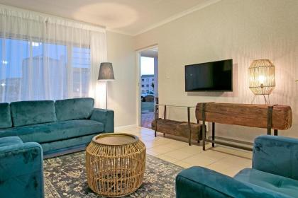 Big Bay Beach Club 98 by HostAgents - image 6