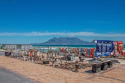 Big Bay Beach Club J32 by HostAgents - image 25