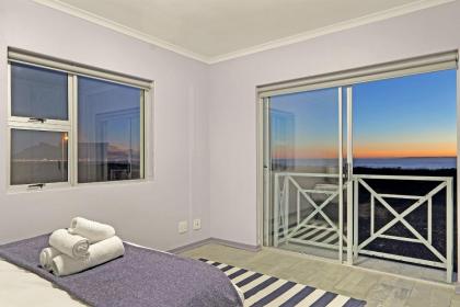 Big Bay Beach Club J32 by HostAgents - image 3