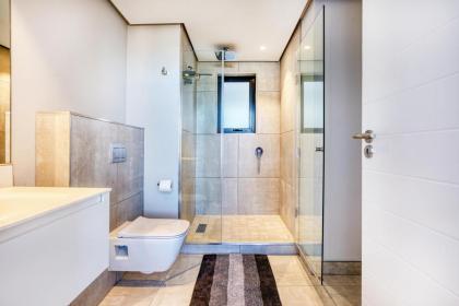 Always-Power Luxury Sky Retreat - image 24