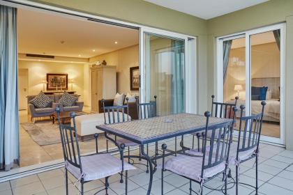 Spacious Apartment Waterfront Fast WIFI - image 22