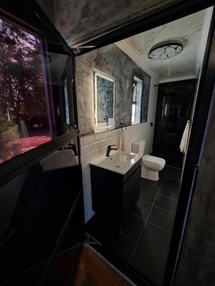 Hoogeland's Wood Cabins - image 30