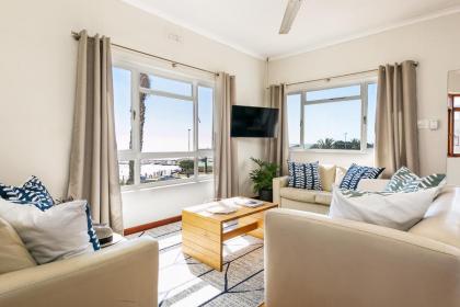 Tidal Pool Apartments - Camps Bay - image 21