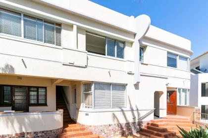 Village Apartments - Camps Bay - image 23