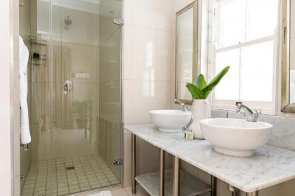 Beach Studios- Camps Bay - image 22