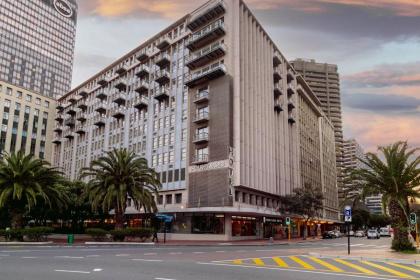 Fountain Suite 906 by HostAgents - image 21