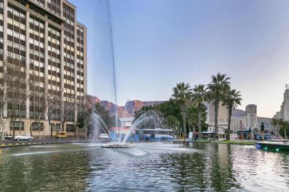 Fountain Suite 906 by HostAgents - image 23