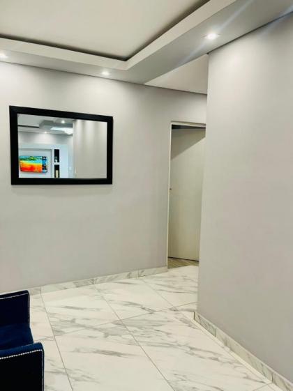 Cozier Glitz - image 22