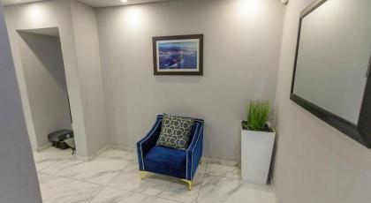 Cozier Glitz - image 23