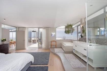 Ocean View Villa - image 22