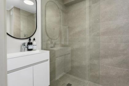 Point Break Luxury Apartments - image 24