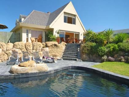 Mandalay Beach Guest  House 