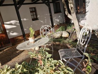 Beulah Lodge - image 21