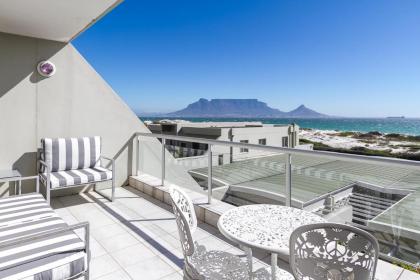 Dolphin Beach C105 by HostAgents
