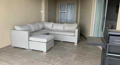 Seaview Sunset Boutique Apartments - image 14