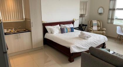 Seaview Sunset Boutique Apartments - image 29