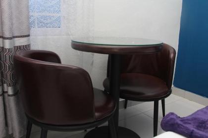 The White House Lodge - image 21