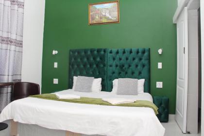 The White House Lodge - image 22