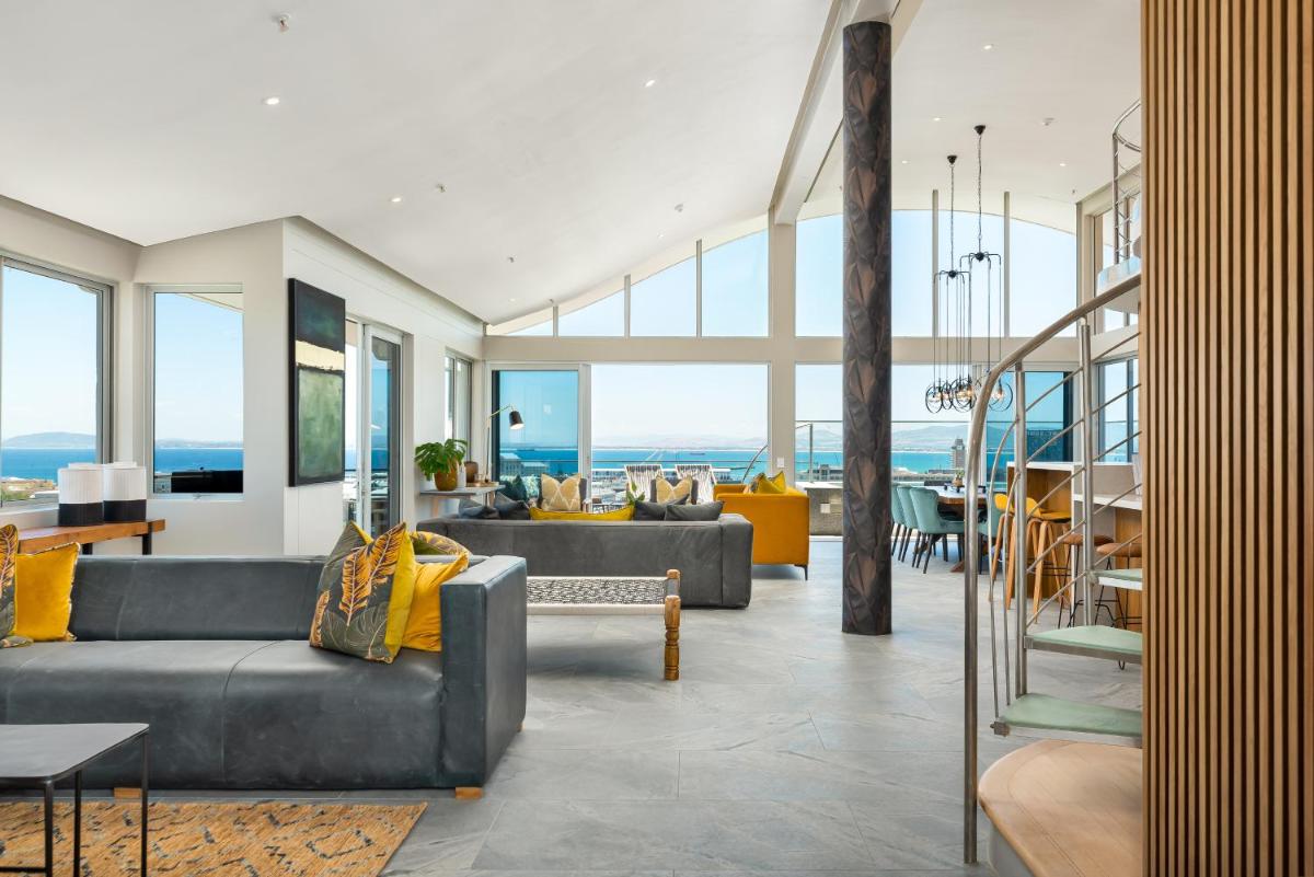 Point Break Penthouse - image 5