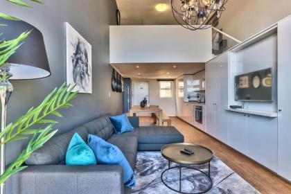 1 Bedroom Loft Apartment border of De Waterkant and Green Point. - image 26