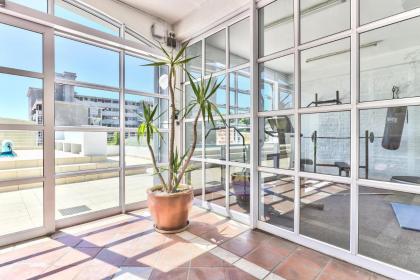 1 Bedroom Loft Apartment border of De Waterkant and Green Point. - image 28