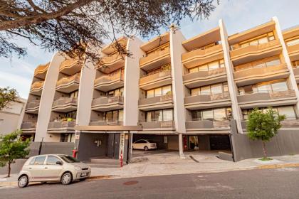 C on S in Sea Point - image 29