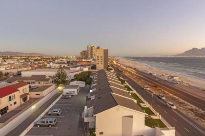 Ocean View C702 by HostAgents - image 26