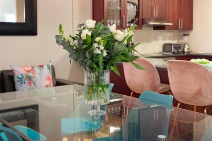 Seaside Village Penthouse F23 by HostAgents - image 11