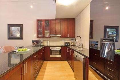 Seaside Village Penthouse F23 by HostAgents - image 14