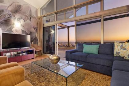 Seaside Village Penthouse F23 by HostAgents - image 2