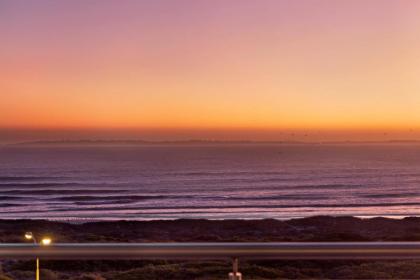 Seaside Village Penthouse F23 by HostAgents - image 30