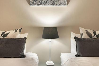 Big Bay Beach Club 21 by HostAgents - image 22