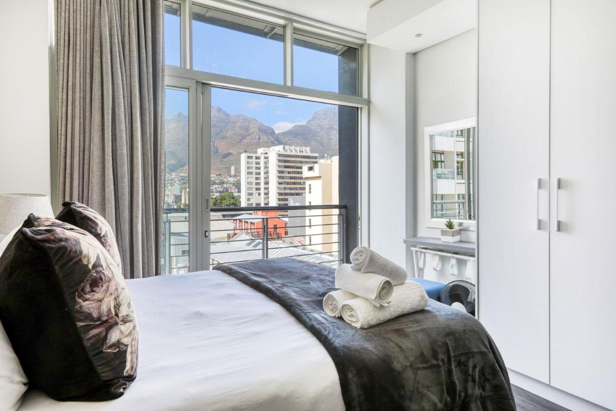 Backup-Power Mountain View Trendy Apartment - main image