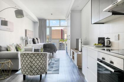 Backup-Power Mountain View Trendy Apartment - image 10