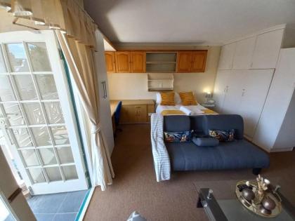 Cozy Strand Beach Getaway - Studio Apartment - image 30