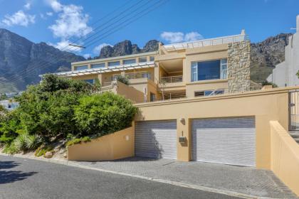 Backup-Powered Camps Bay Garden Apartment - image 30