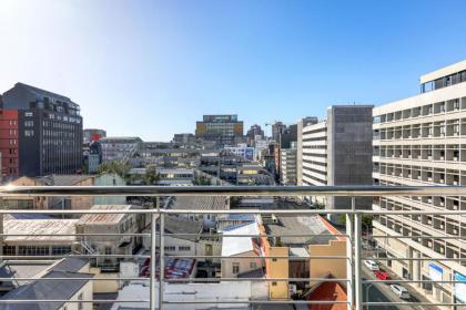 Backup-Powered Colourfull City Balcony Apartment - image 22