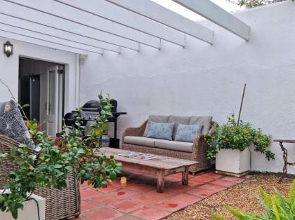 Milkwood Cottage - image 22