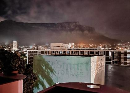 Unbelievable views on Table Mountain - image 25