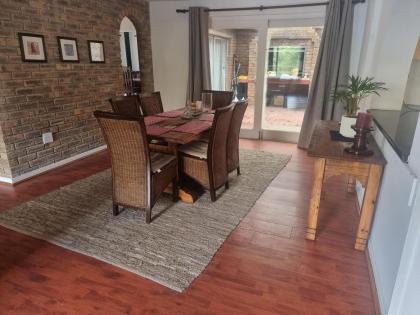 Hout Bay Gem - image 28