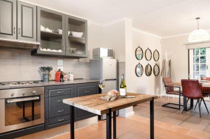Avemore Winelands Home - image 28