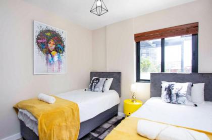 Knightsbridge Terrace - image 27