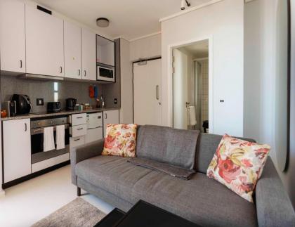 Sea Point Luxury Best Position 1 Bedroom Apartment Queen Size Bed & Inverter For TV - image 21
