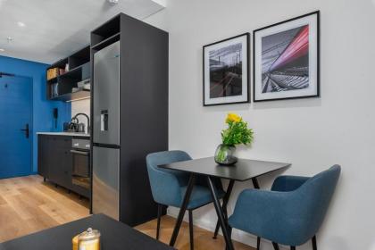 New Luxe Studio Apartment  Wifi  Netflix - image 26