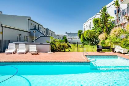 De Waterkant Townhouse with pool access 116 DWP - image 30