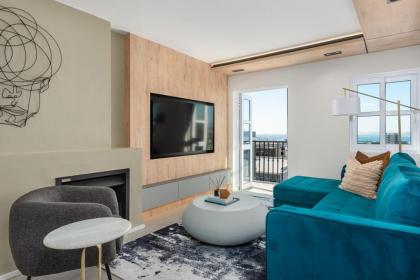Luxe Oasis on Trendy Loader St  Pool  Ocean View - image 17