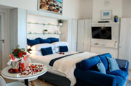 185 on BEACH Boutique Suites - image 21