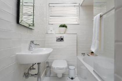 Mouille Point Studio with Breathtaking Views - image 15