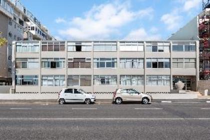 Mouille Point Studio with Breathtaking Views - image 16