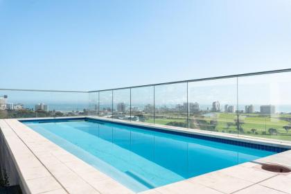 Luxe 2-Bedroom in Trendy Green Point  Pool Views - image 30